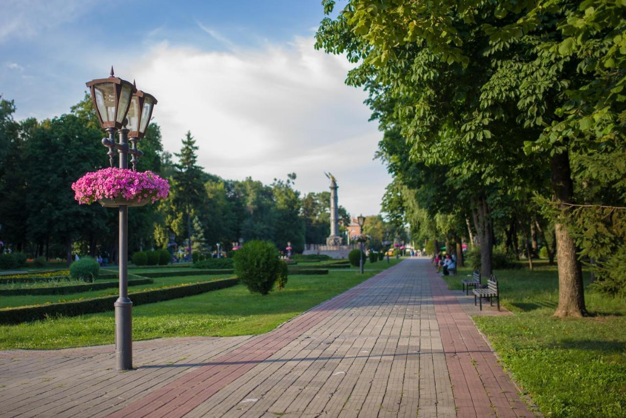 Modern Apartmeents Near Central Park Poltava Exterior photo