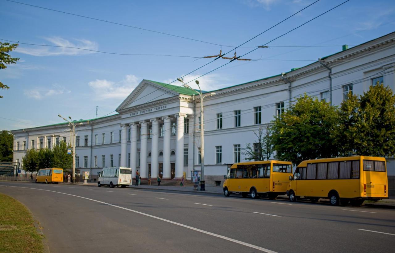 Modern Apartmeents Near Central Park Poltava Exterior photo